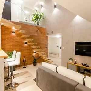  Apartment Penthouse With Terrace